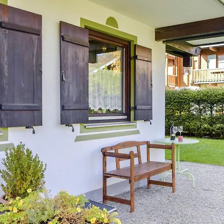 Appartement Ferienwohnung Elvira *