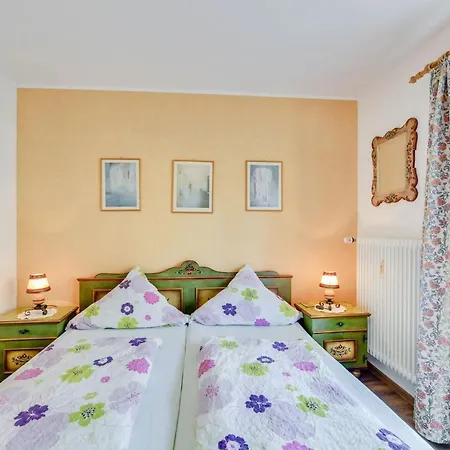 Ferienwohnung Elvira *